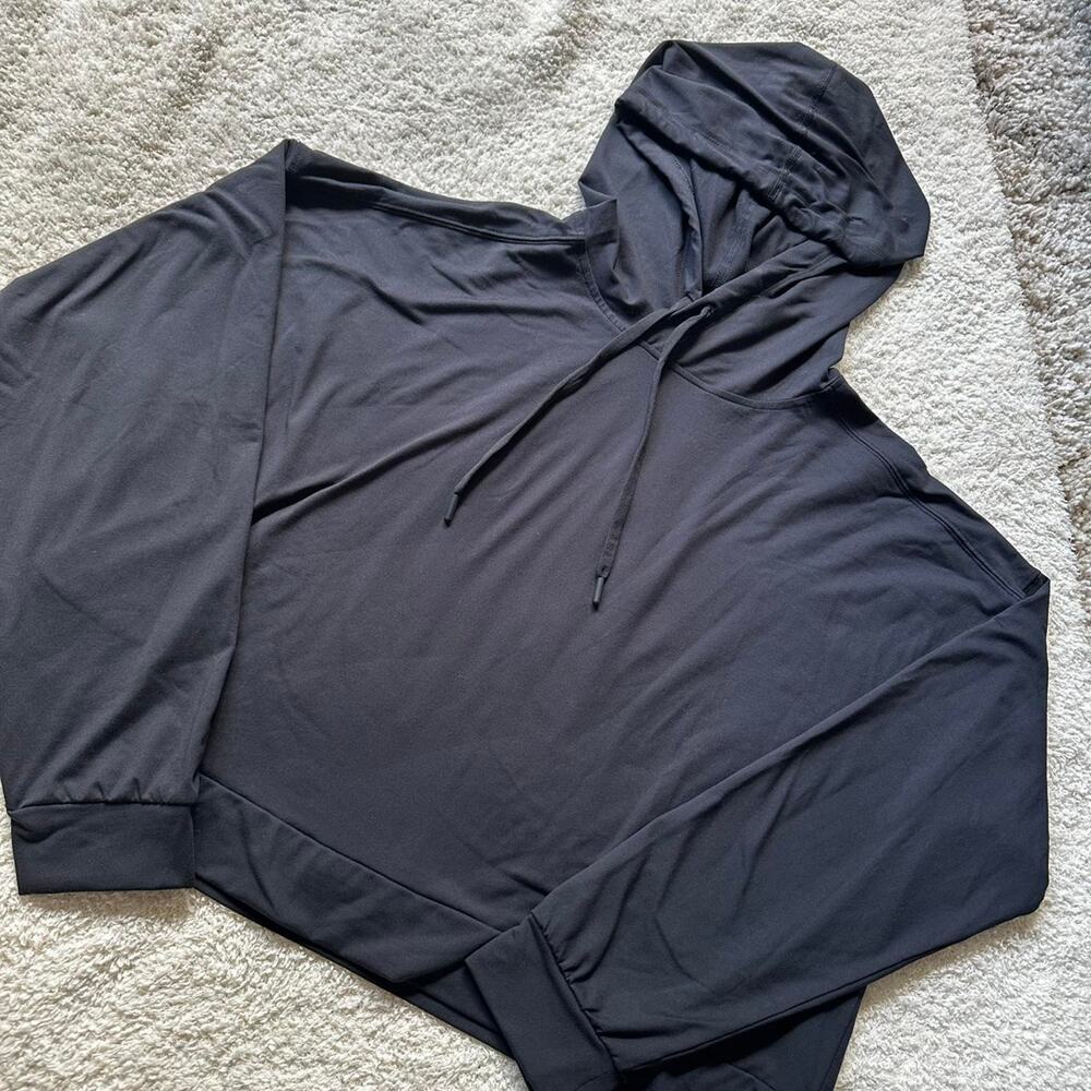 Black all in motion athletic hoodie